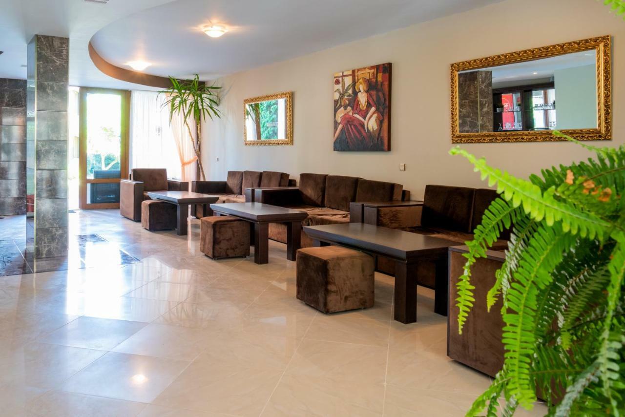 South Beach Hotel - New Management And Free Beach Access Tsarevo Exterior photo