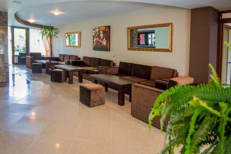 South Beach Hotel - New Management And Free Beach Access Tsarevo Exterior photo